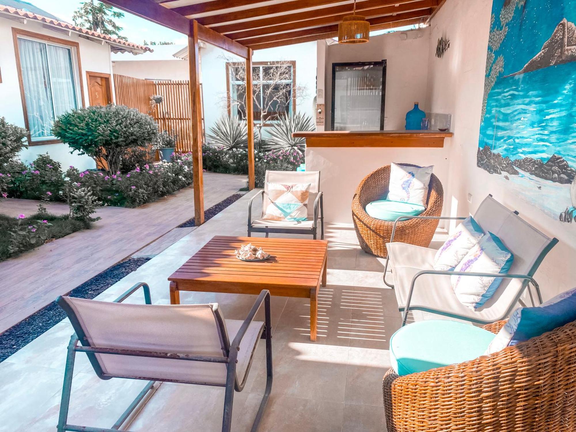 Hotel Coral Blanco With High Speed Internet Starlink And Galapagos Tour Operator Puerto Villamil Exterior photo